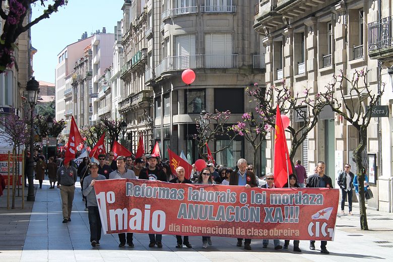 2016 05 01 ManifaPrimeiroMaioOurense06.JPG